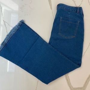 Funky Cropped Flare Jeans